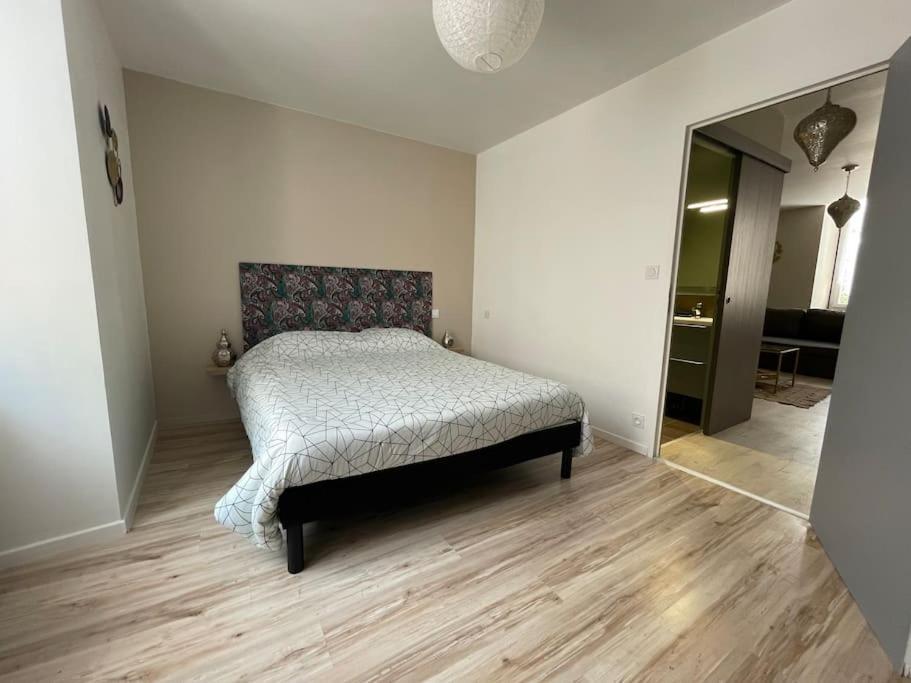T2 Refait A Neuf Sur Le Theme Oriental Apartment Rodez Exterior photo
